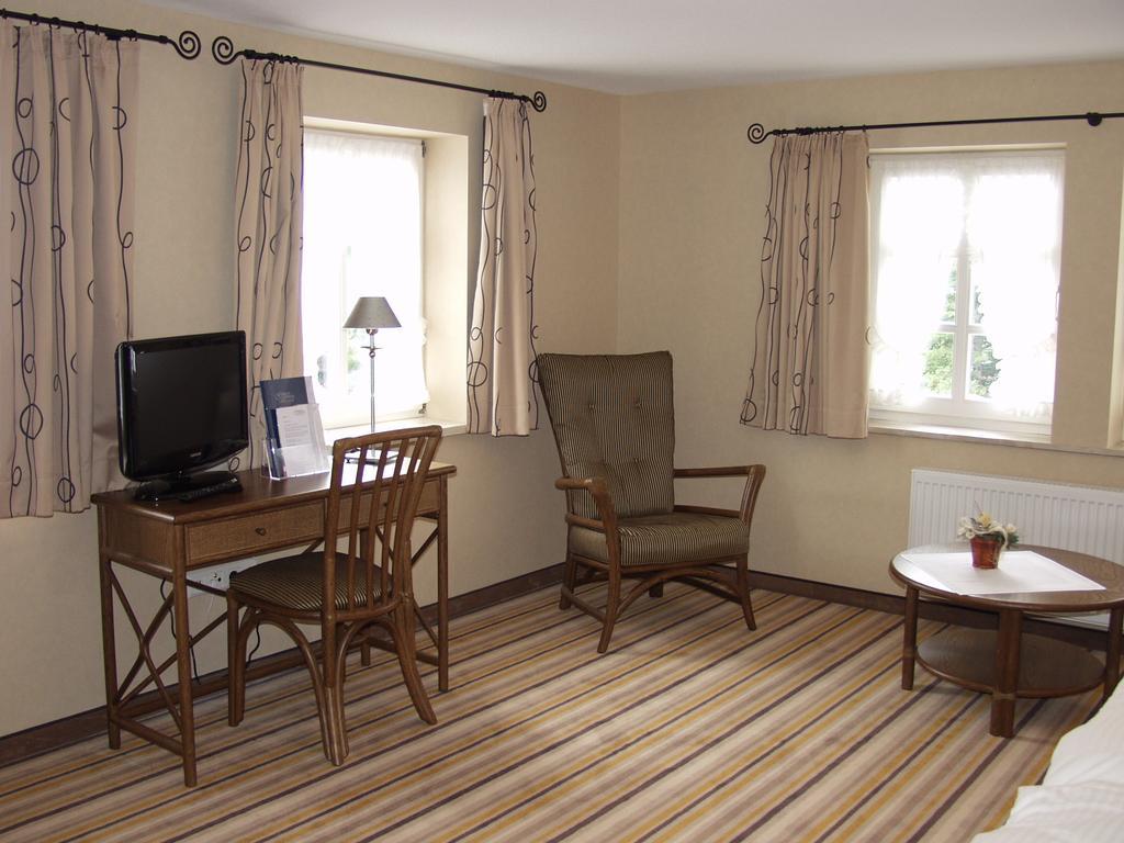 Gaestehaus Dorf-Alm Willingen  Bilik gambar